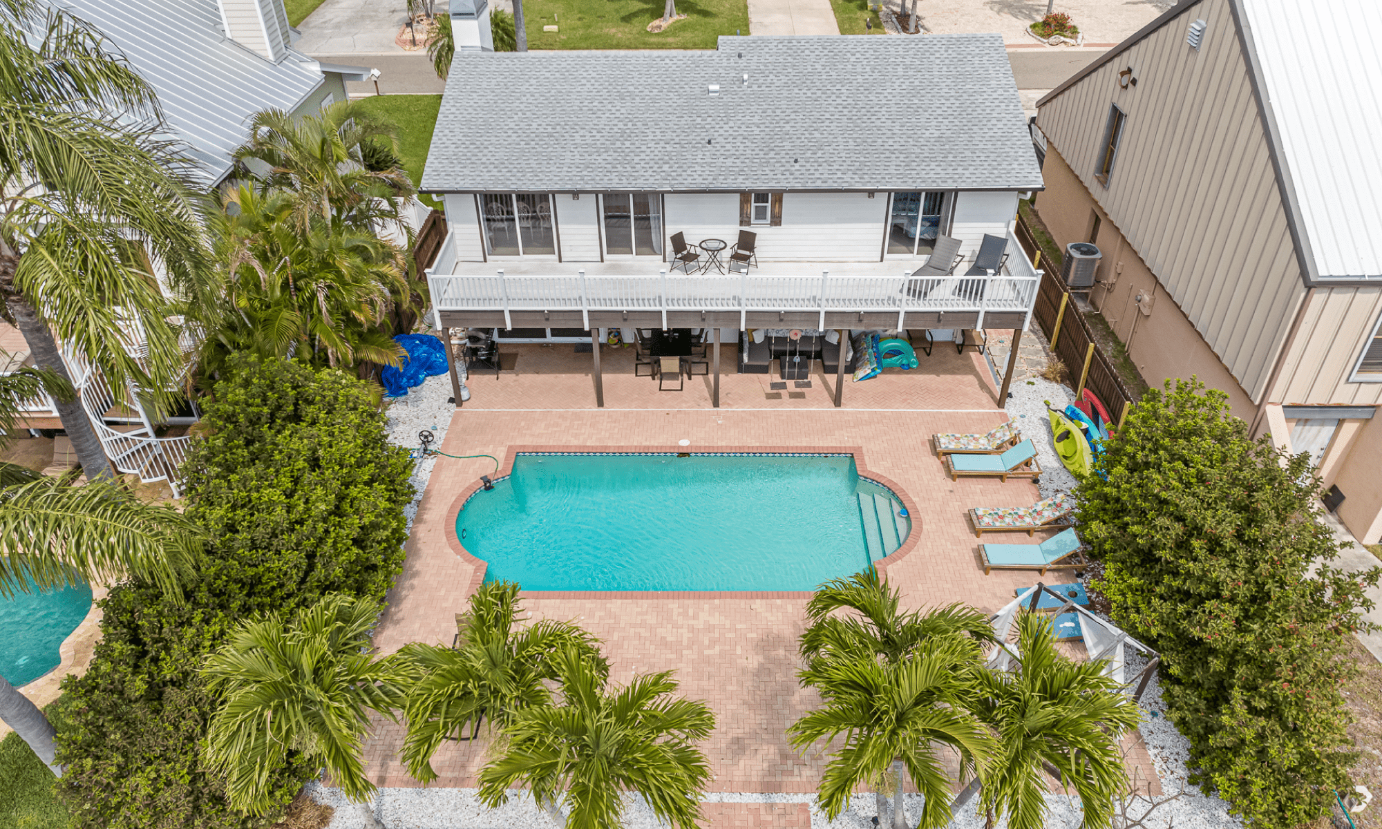 Twin Dolphins - Vacation Rental