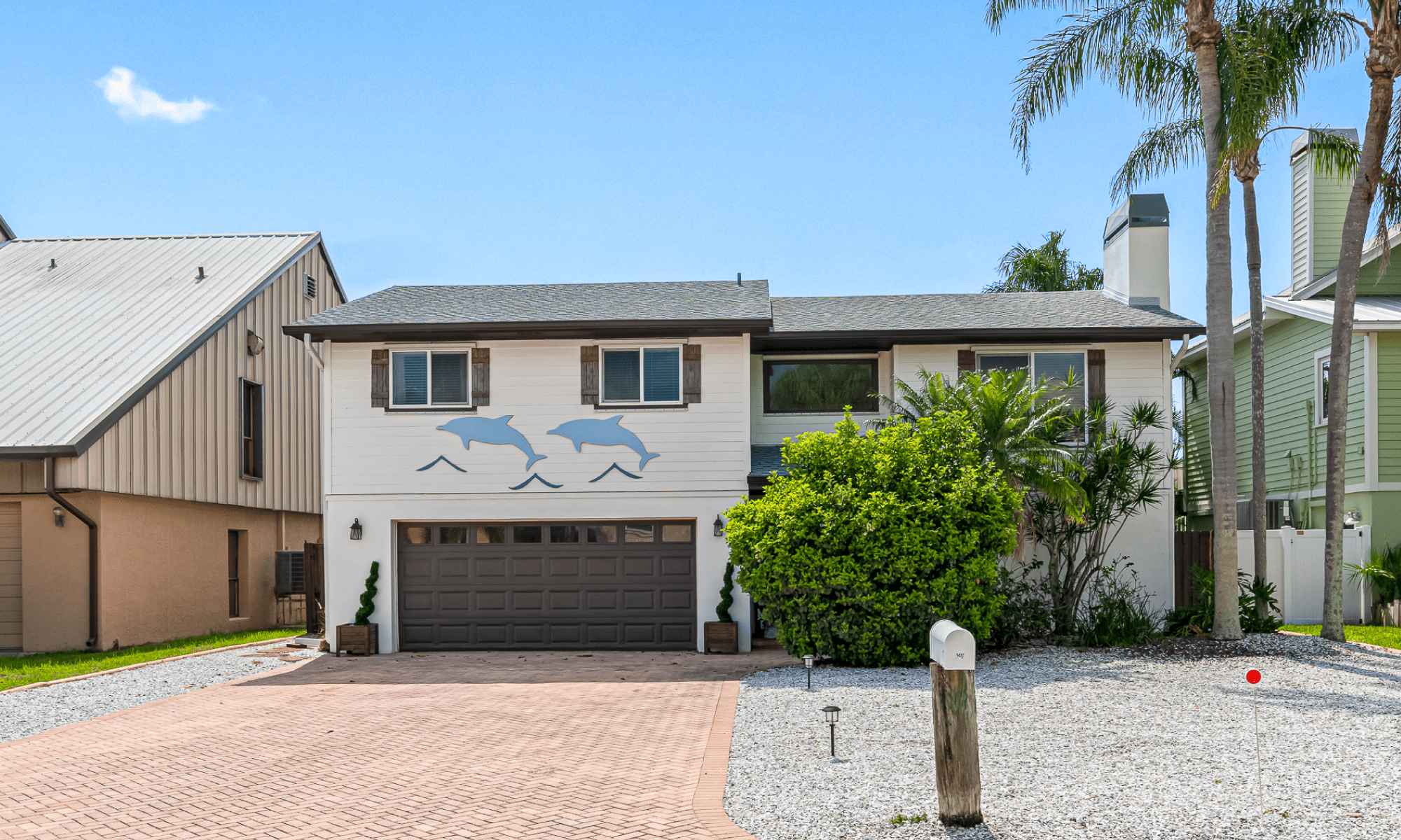 Twin Dolphins - Vacation Rental